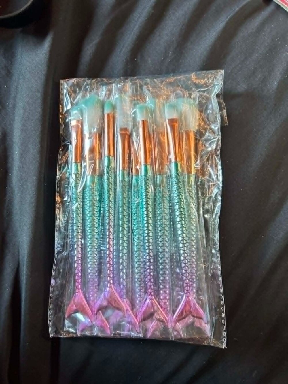 Mermaid Makeup brushes.